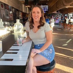 Meet your Posher, Stephanie